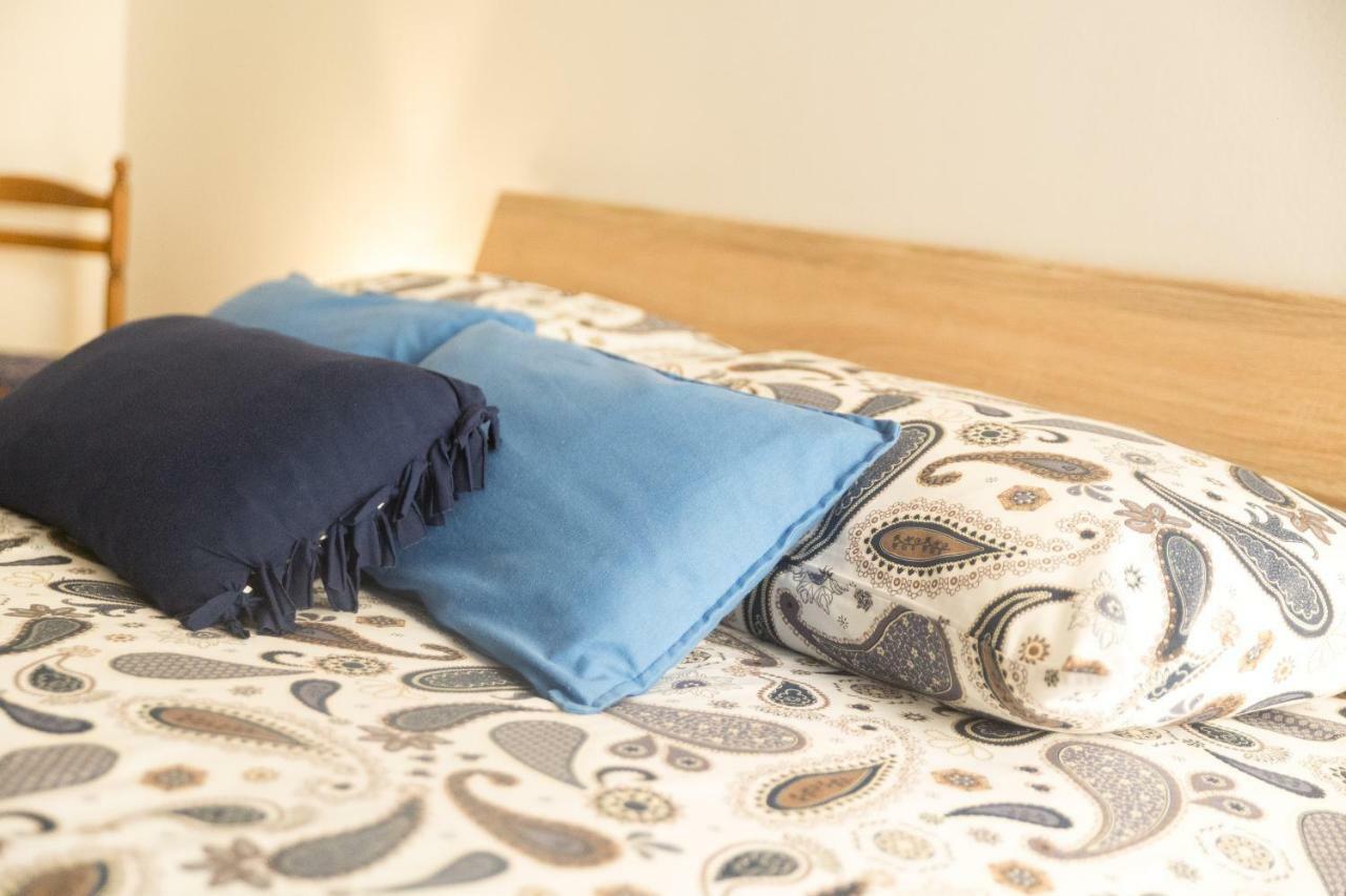 Degrassi Square Apartments (Adults Only) فيرسار المظهر الخارجي الصورة